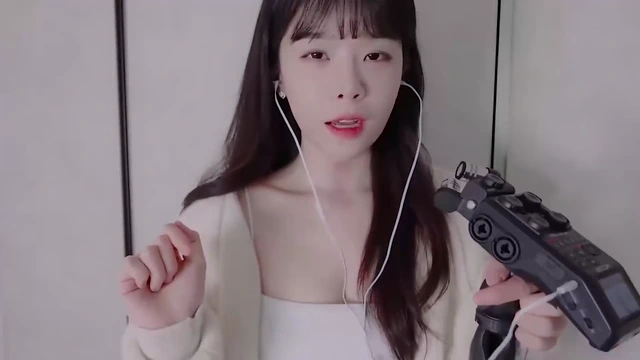 4차원여자가 생각나는 상상만으로 먹는 연츄 ASMR