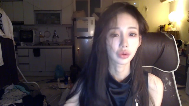 뭐에 취했는지 웃통 까버리는 상여자.. 태은