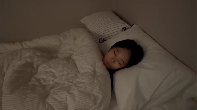 자는 여친 건들이다 성욕에 깨버린 여친 Sei-104
